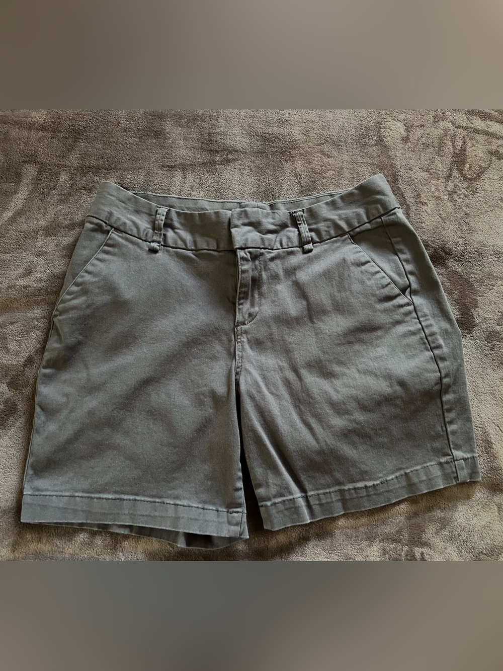 Women’s Classic Mid-Rise Gray Shorts
